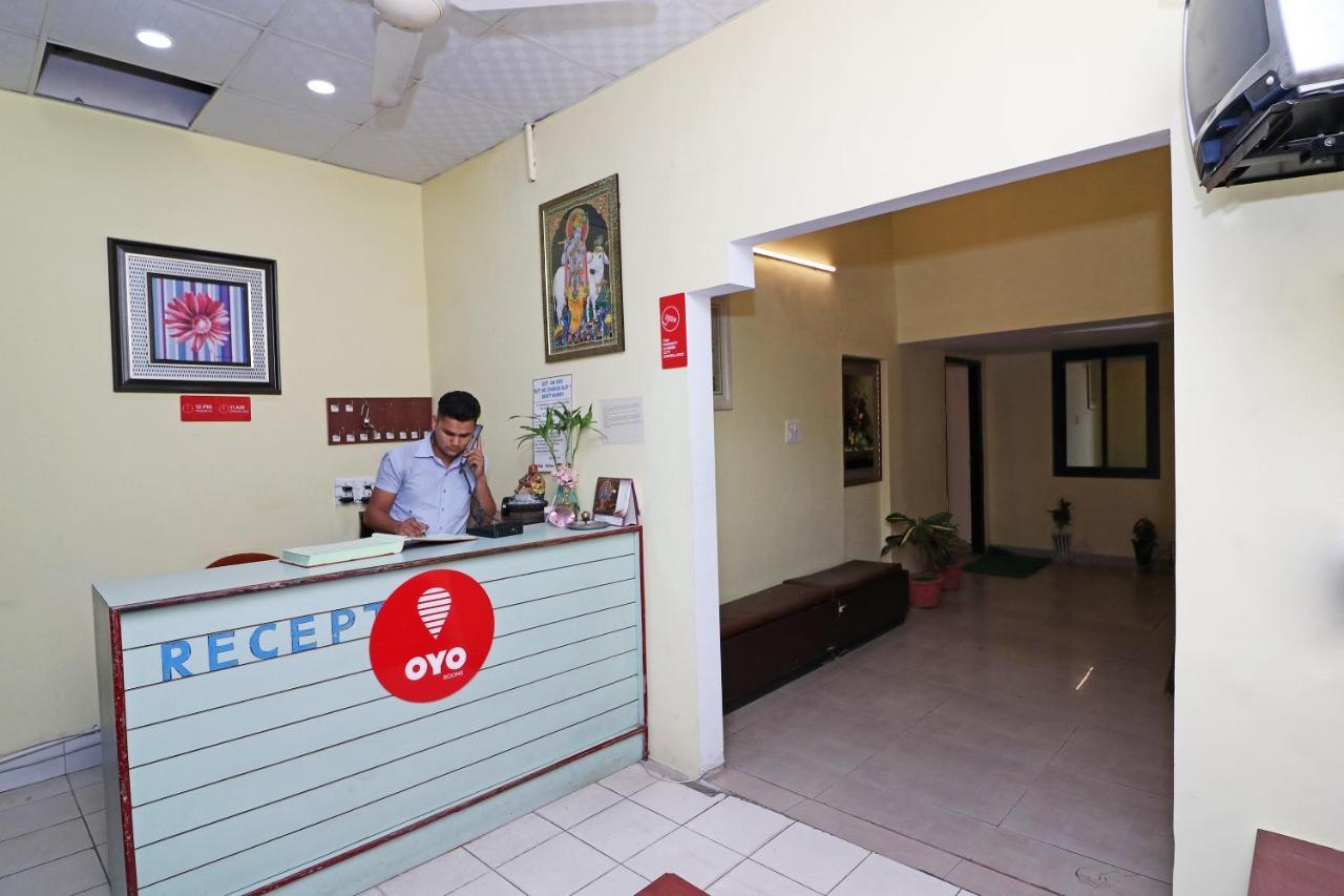 Oyo 14179 Panchvati Hotel Дехрадун Екстериор снимка